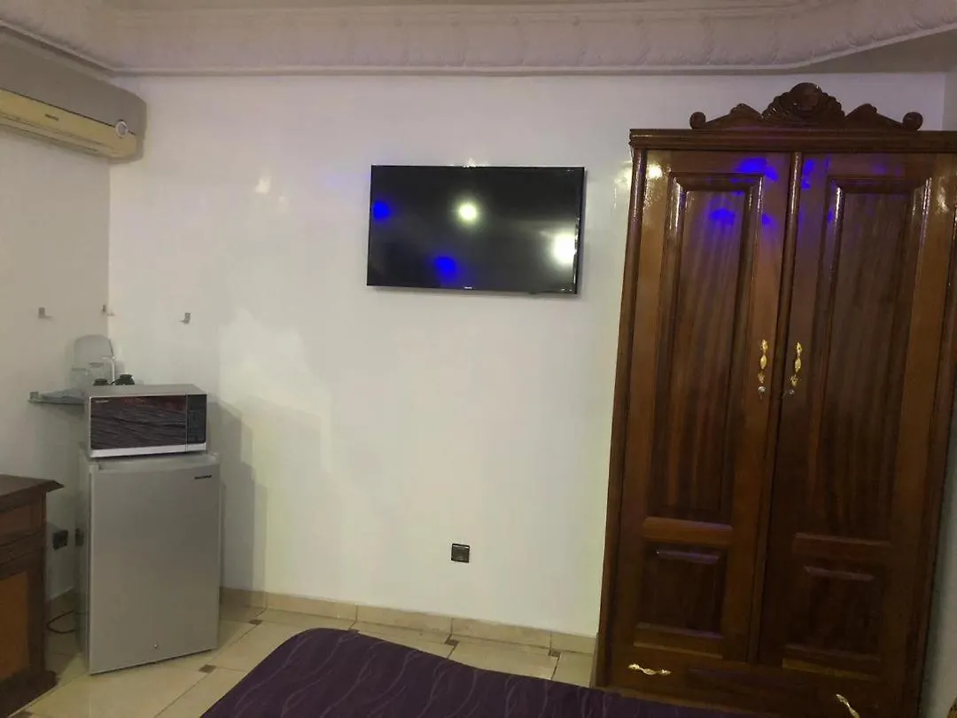 Rond Point 6 Suite Dakar
